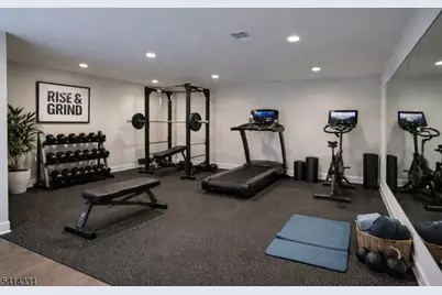 126 Emerson Ln, Berkeley Heights Township, NJ 07922 - Photo 20