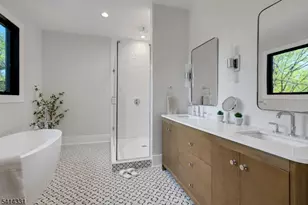 126 Emerson Ln, Berkeley Heights Township, NJ 07922 - Photo 12