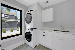 126 Emerson Ln, Berkeley Heights Township, NJ 07922 - Photo 8