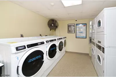 5 Roosevelt Pl #2B, Montclair Twp., NJ 07042 - Photo 14