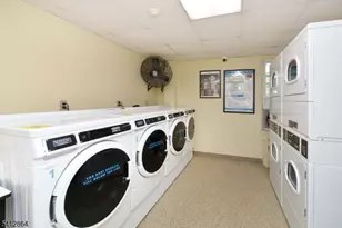 5 Roosevelt Pl, Montclair Twp., NJ 07042 - Photo 14