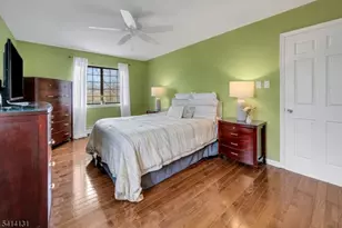 2 Foxwood Dr, Morris Plains, NJ 07950 - Photo 8