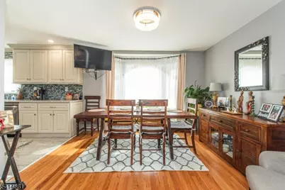 153 Algonquin Trl, Wayne, NJ 07470 - Photo 6