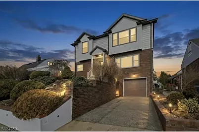 60 Rollins Ave, Clifton, NJ 07011 - Photo 2