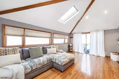 127 Dukes Rd, Rahway, NJ 07065 - Photo 10