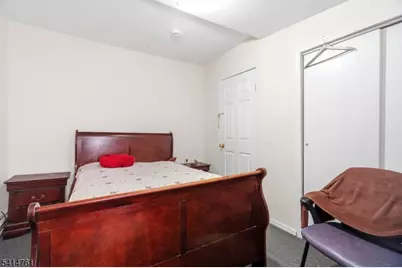 61 Holsman St, Paterson, NJ 07522 - Photo 16