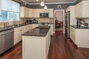 1 Interlachen Ct, Montgomery Township, NJ 08558 - Photo 10