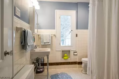 148 Highland Ave, Montclair, NJ 07042 - Photo 28