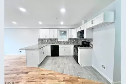 40 Read St, Newark, NJ 07105 - Photo 2