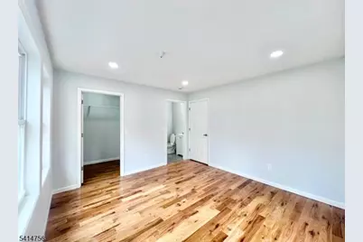 40 Read St, Newark, NJ 07105 - Photo 8