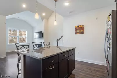 104 Autumn Ct, Little Falls Township, NJ 07424 - Photo 8