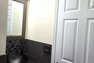 24 Van Vechten St, Newark, NJ 07114 - Photo 18