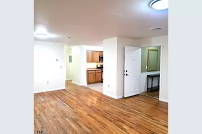 24 Van Vechten St #3, Newark, NJ 07114 - Photo 8