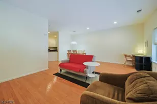 8005 Brittany Dr, Wayne, NJ 07470 - Photo 16