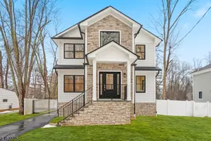 157 Pearl St, Berkeley Heights Township, NJ 07922 - Photo 1