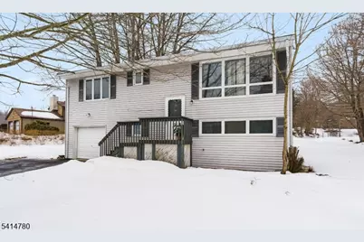 74 Sleepy Hollow Rd, Byram Township, NJ 07821 - Photo 2