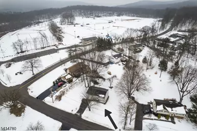 74 Sleepy Hollow Rd, Byram Township, NJ 07821 - Photo 4