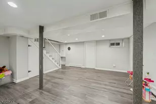 177 Chestnut Dr, Wayne, NJ 07470 - Photo 20