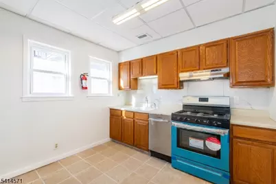 479 Centre St, Nutley, NJ 07110 - Photo 18