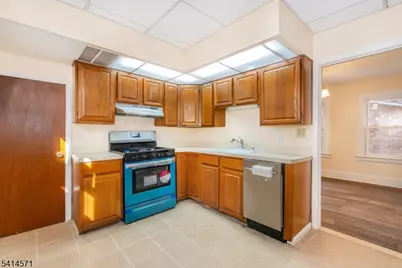 479 Centre St, Nutley, NJ 07110 - Photo 6