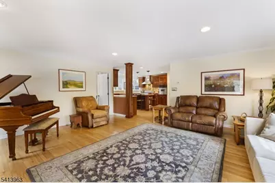 42 Washington Valley Rd, Mendham Township, NJ 07960 - Photo 18