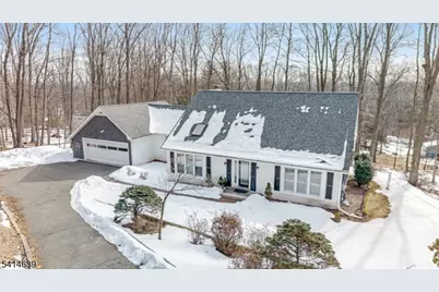 46 Junard Dr, Morris Township, NJ 07960 - Photo 6