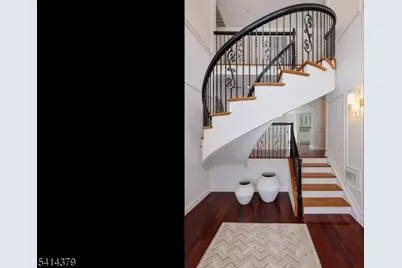 4 Meadow Ln, Roseland, NJ 07068 - Photo 16