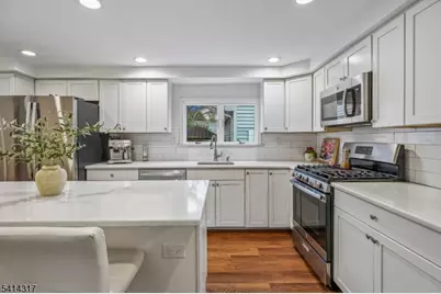 40 Golf Rd, Bloomfield, NJ 07003 - Photo 14