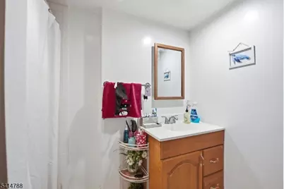 160 Barnert Ave, Totowa, NJ 07512 - Photo 14