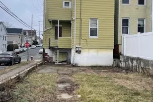 42 Brown Ave, Prospect Park, NJ 07508 - Photo 2