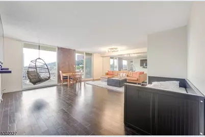 1055 River Rd #814, Edgewater, NJ 07020 - Photo 6