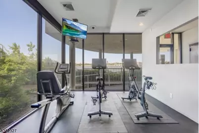 1055 River Rd #814, Edgewater, NJ 07020 - Photo 20