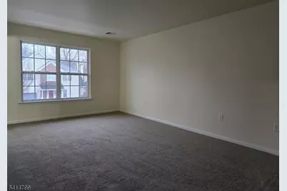 206 Pinelli Dr, Piscataway Township, NJ 08854 - Photo 4