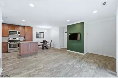 115 Applegate Ln, East Brunswick Township, NJ 08816 - Photo 6