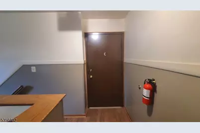 505 Lincoln Blvd #C, Middlesex, NJ 08846 - Photo 2