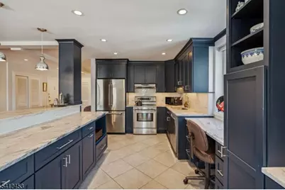 11 Euclid Ave #4D, Summit, NJ 07901 - Photo 8