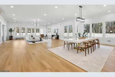 19 Highlander Dr, Scotch Plains Township, NJ 07076 - Photo 12