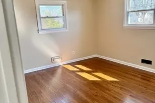 122 Franklin Blvd, Franklin Township, NJ 08873 - Photo 6