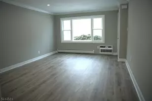 13A Garfield Park, Edison, NJ 08837 - Photo 4