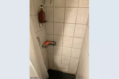 154 W Side Ave, Jersey City, NJ 07305 - Photo 10