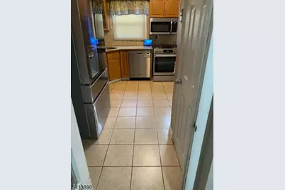 154 W Side Ave, Jersey City, NJ 07305 - Photo 8