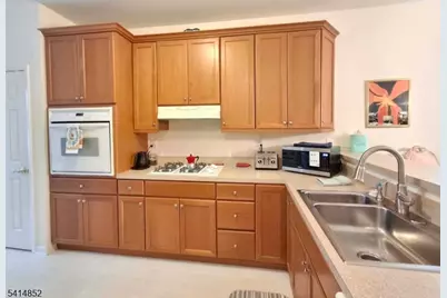 28 Prusakowski Blvd, Sayreville Boro, NJ 08859 - Photo 4