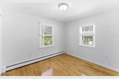 549 Ewing Ave, Franklin Lakes, NJ 07417 - Photo 2