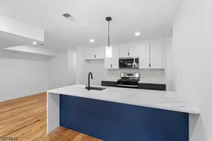 37 S 7th St, Newark, NJ 07107 - Photo 2