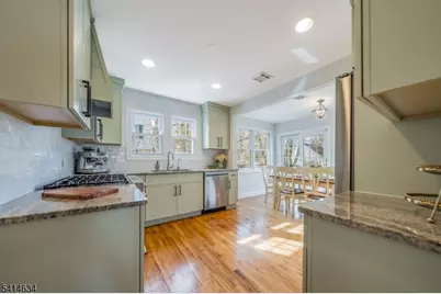 3 Long Hill Ln, Chatham Township, NJ 07928 - Photo 8