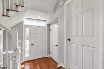 40 Primrose Ln, Long Hill Township, NJ 07933 - Photo 2