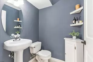 40 Primrose Ln, Long Hill Township, NJ 07933 - Photo 4