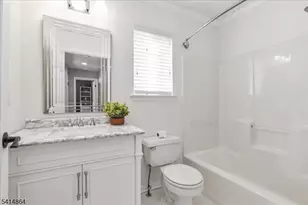 40 Primrose Ln, Long Hill Township, NJ 07933 - Photo 18