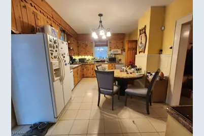 5 Bellevue Ave, Bloomfield, NJ 07003 - Photo 4