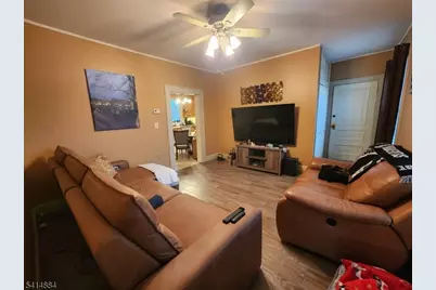 5 Bellevue Ave, Bloomfield, NJ 07003 - Photo 8